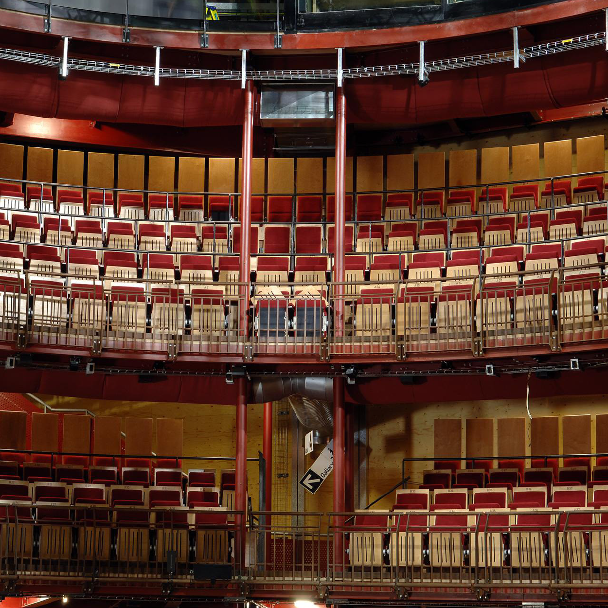 The Royal Shakespeare Theatre 01-02